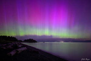 Is it Worth Staying Up All Night For the Aurora Borealis?